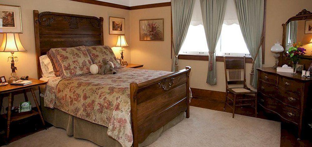 Westphal Mansion Inn Bed & Breakfast Hartford Exterior foto
