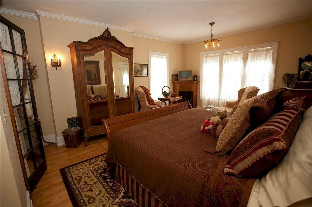 Westphal Mansion Inn Bed & Breakfast Hartford Exterior foto