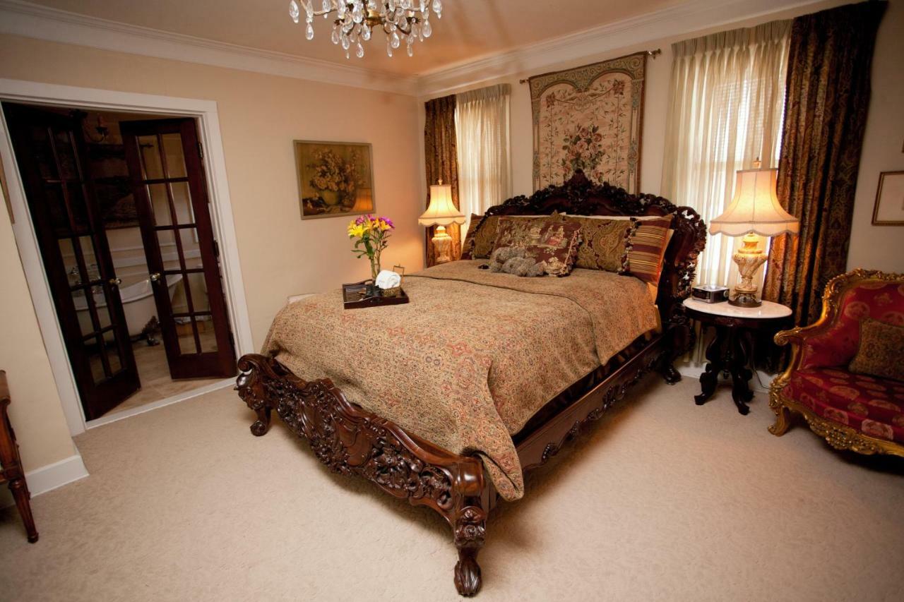 Westphal Mansion Inn Bed & Breakfast Hartford Exterior foto